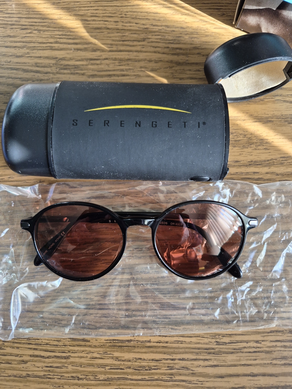 Serengeti Round Black Sunglasses with Brown Lenses